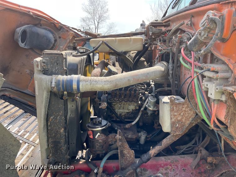 image for item DS5467 1997 Ford  L8000 fuel truck