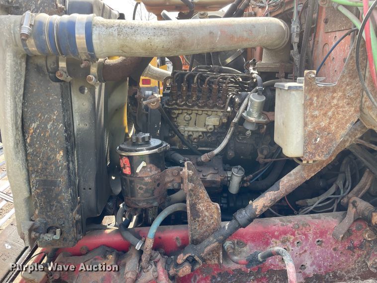 image for item DS5467 1997 Ford  L8000 fuel truck