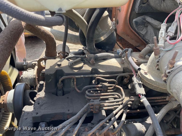 image for item DS5467 1997 Ford  L8000 fuel truck