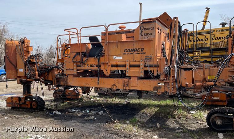 image for item DS5477 Gomaco  GT6300 slip form paver 