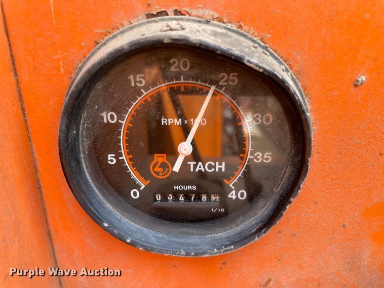 image for item DS5477 Gomaco  GT6300 slip form paver 