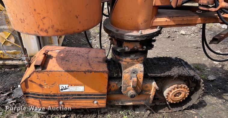 image for item DS5477 Gomaco  GT6300 slip form paver 