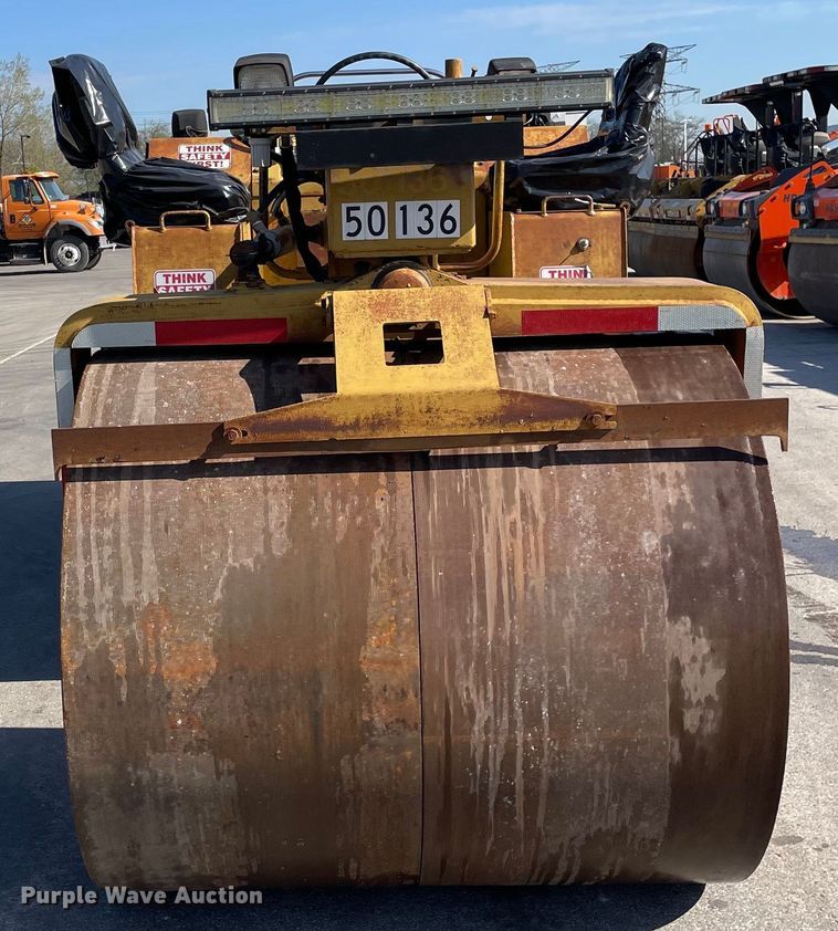 image for item DS5483 1995 Hypac  C350D double drum roller