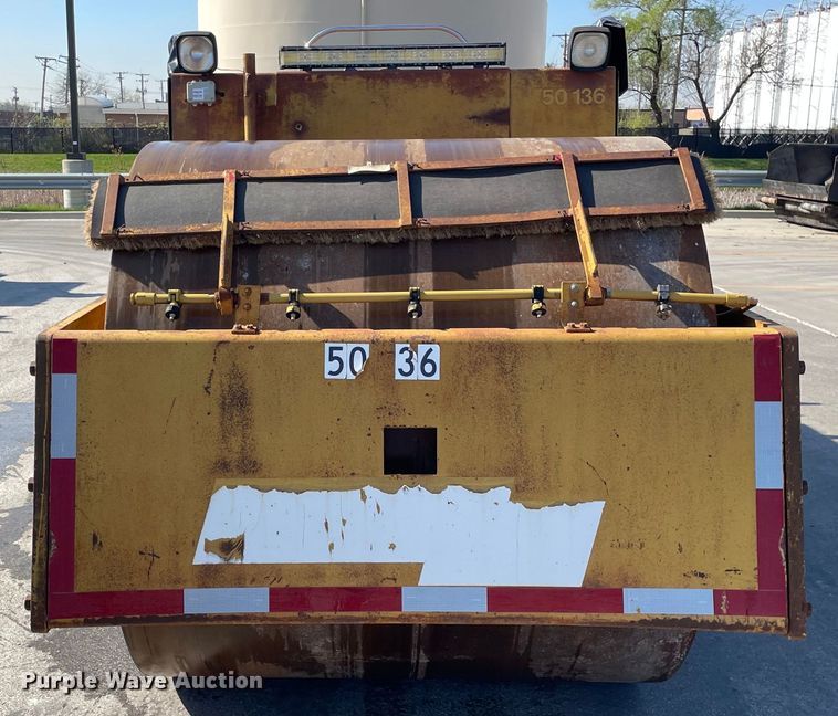 image for item DS5483 1995 Hypac  C350D double drum roller