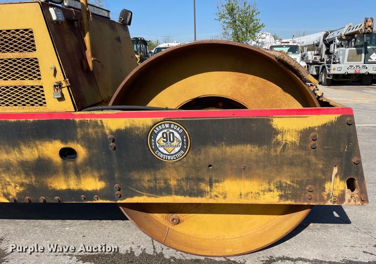 image for item DS5483 1995 Hypac  C350D double drum roller