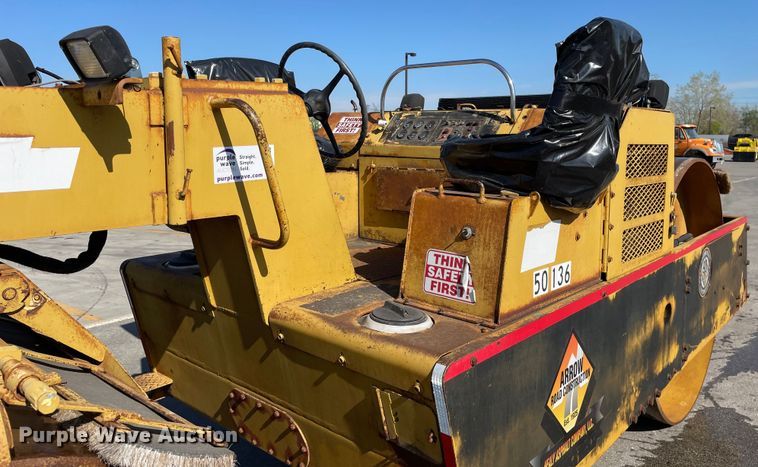 image for item DS5483 1995 Hypac  C350D double drum roller