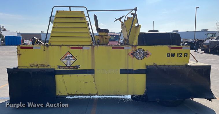 image for item DS5486 Bomag  BW12R pneumatic roller