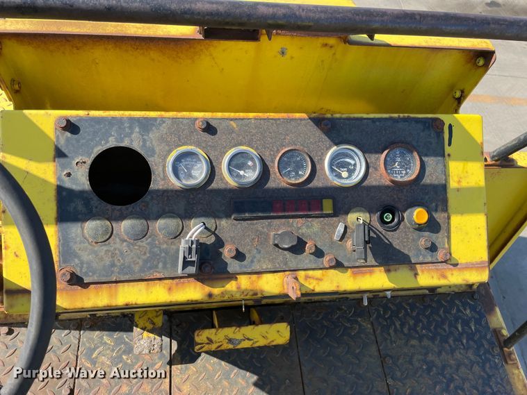 image for item DS5486 Bomag  BW12R pneumatic roller