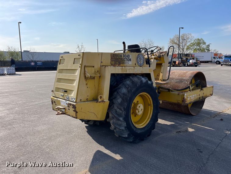 image for item DS5487 1986 Bomag  BW172D single drum vibratory roller