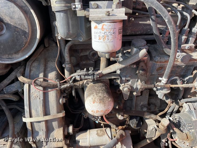 image for item DS5492 2006 Bobcat  S220 skid steer loader