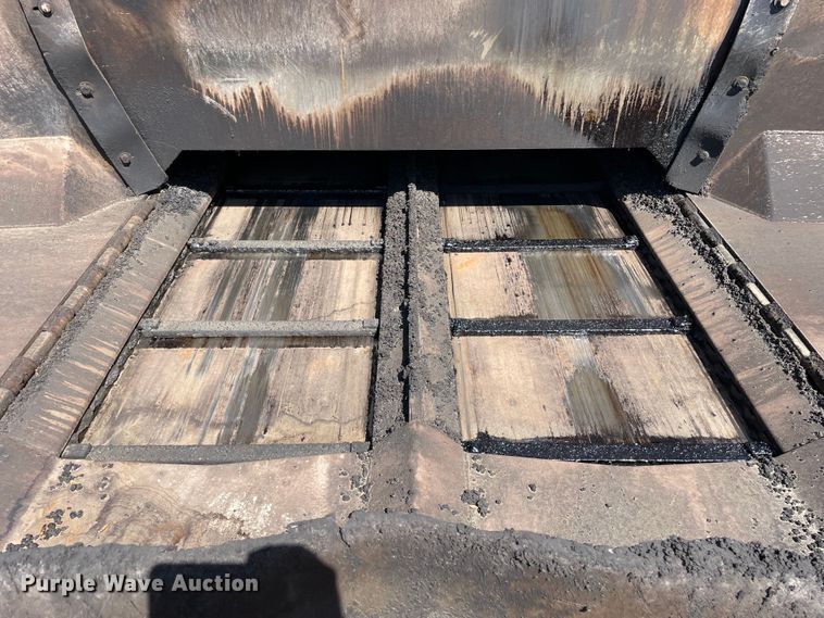 image for item DS5494 Mauldin  1550D paver