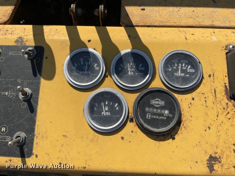 image for item DS5494 Mauldin  1550D paver