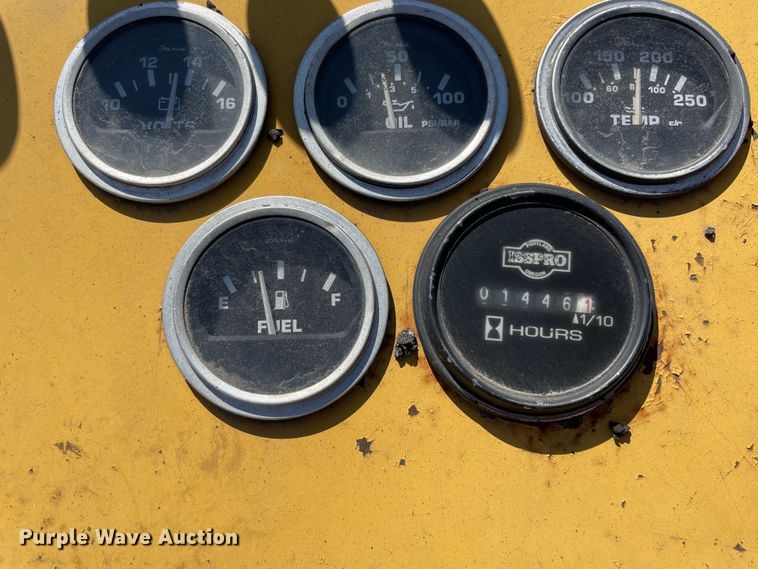 image for item DS5494 Mauldin  1550D paver