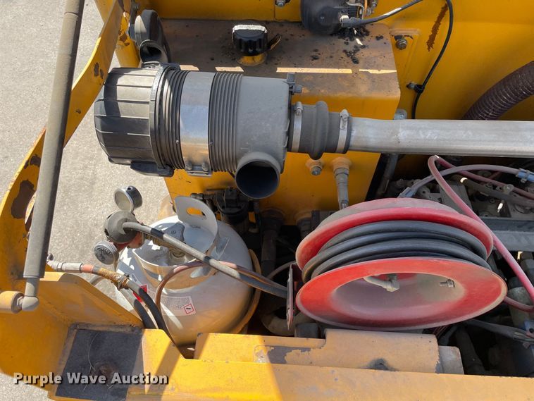 image for item DS5494 Mauldin  1550D paver