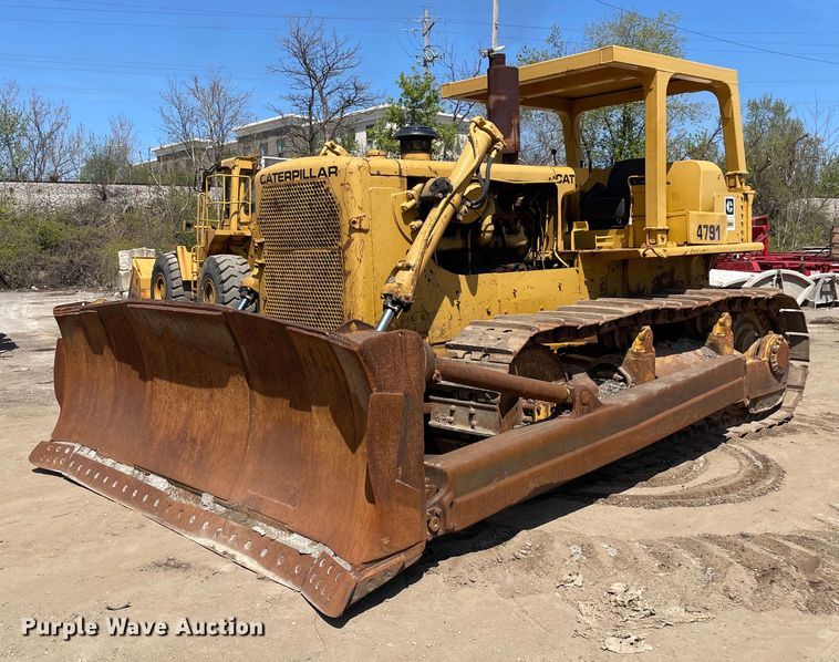image for item DS5505 1972 Caterpillar  D8H dozer