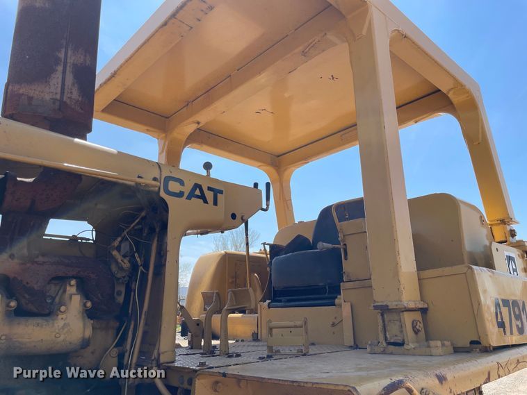 image for item DS5505 1972 Caterpillar  D8H dozer