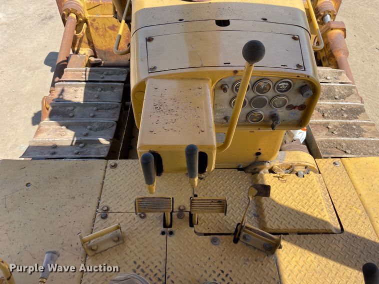 image for item DS5505 1972 Caterpillar  D8H dozer