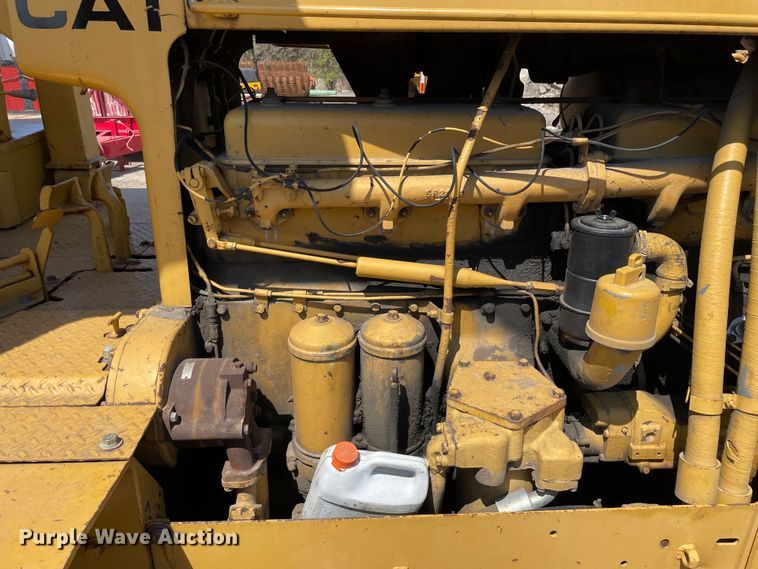 image for item DS5505 1972 Caterpillar  D8H dozer