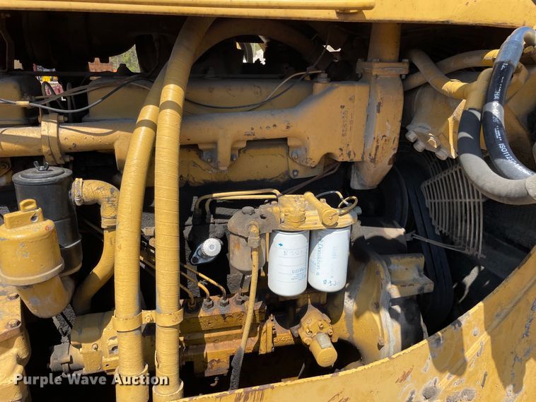 image for item DS5505 1972 Caterpillar  D8H dozer