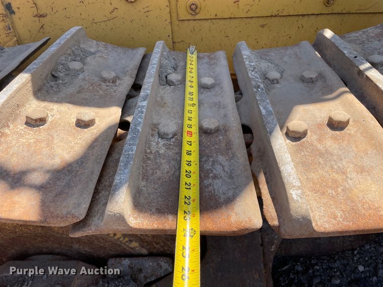 image for item DS5505 1972 Caterpillar  D8H dozer