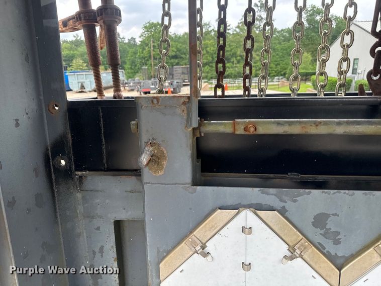 image for item DU3000 1998 Odom equipment trailer