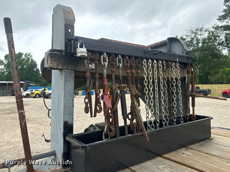 image for item DU3000 1998 Odom equipment trailer