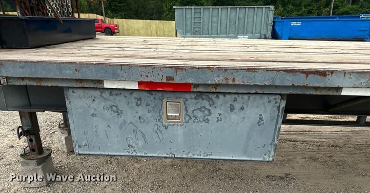 image for item DU3000 1998 Odom equipment trailer