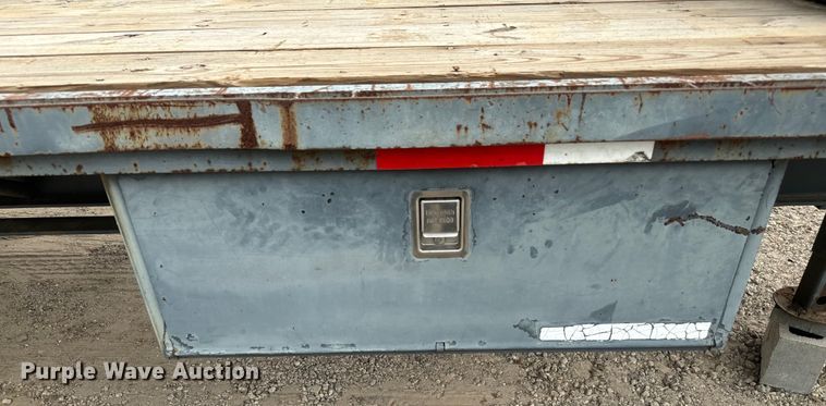 image for item DU3000 1998 Odom equipment trailer
