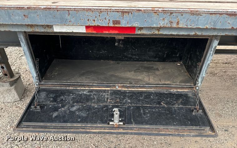 image for item DU3000 1998 Odom equipment trailer