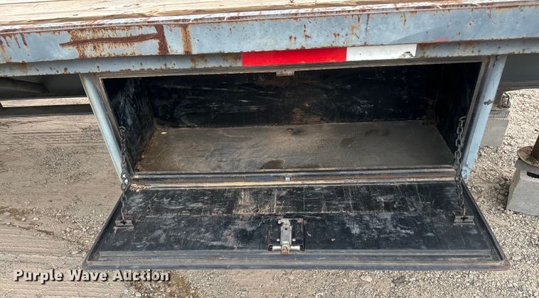 image for item DU3000 1998 Odom equipment trailer