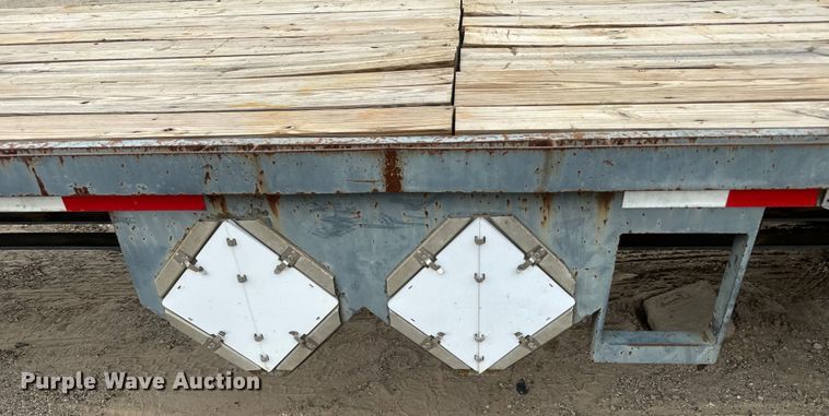 image for item DU3000 1998 Odom equipment trailer