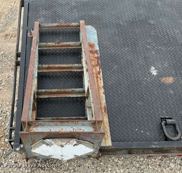 image for item DU3000 1998 Odom equipment trailer