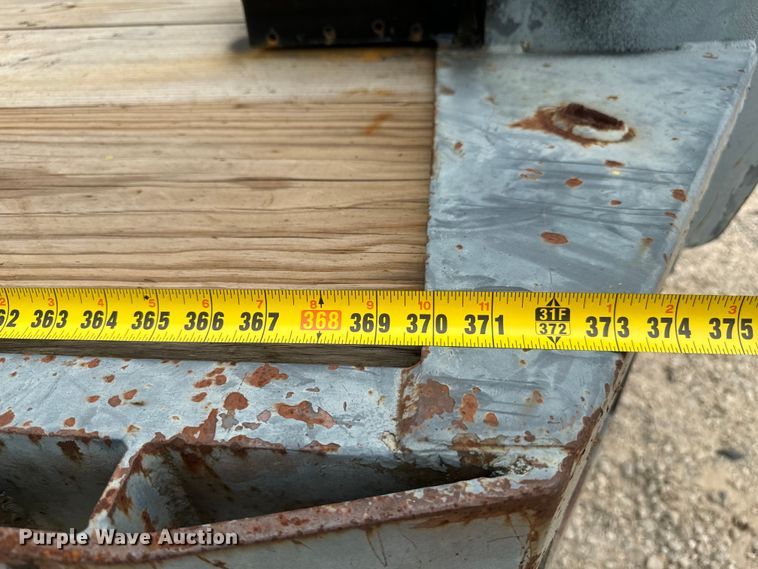 image for item DU3000 1998 Odom equipment trailer