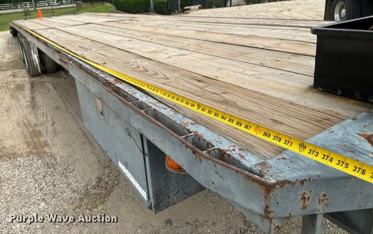 image for item DU3000 1998 Odom equipment trailer