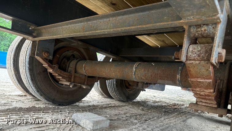 image for item DU3000 1998 Odom equipment trailer