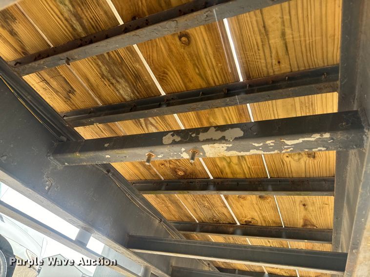 image for item DU3000 1998 Odom equipment trailer