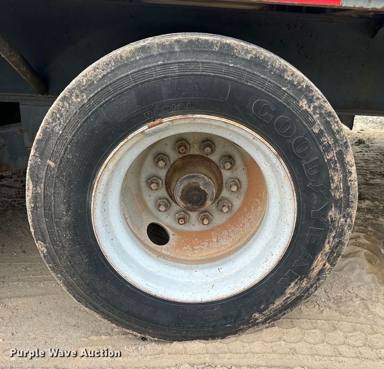 image for item DU3000 1998 Odom equipment trailer