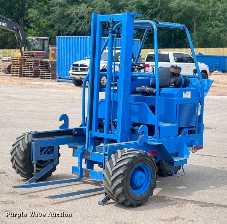 image for item DU3001 1999 Chrisman RT5000 Navigator forklift