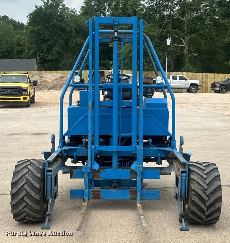 image for item DU3001 1999 Chrisman RT5000 Navigator forklift