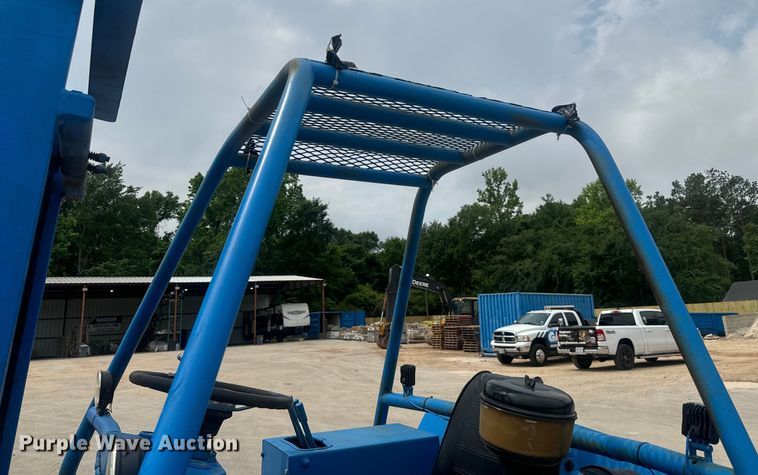 image for item DU3001 1999 Chrisman RT5000 Navigator forklift