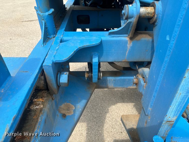 image for item DU3001 1999 Chrisman RT5000 Navigator forklift