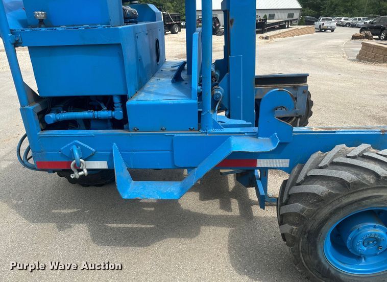 image for item DU3001 1999 Chrisman RT5000 Navigator forklift