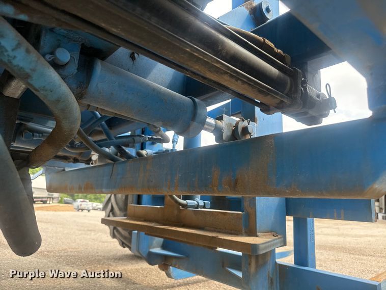 image for item DU3001 1999 Chrisman RT5000 Navigator forklift