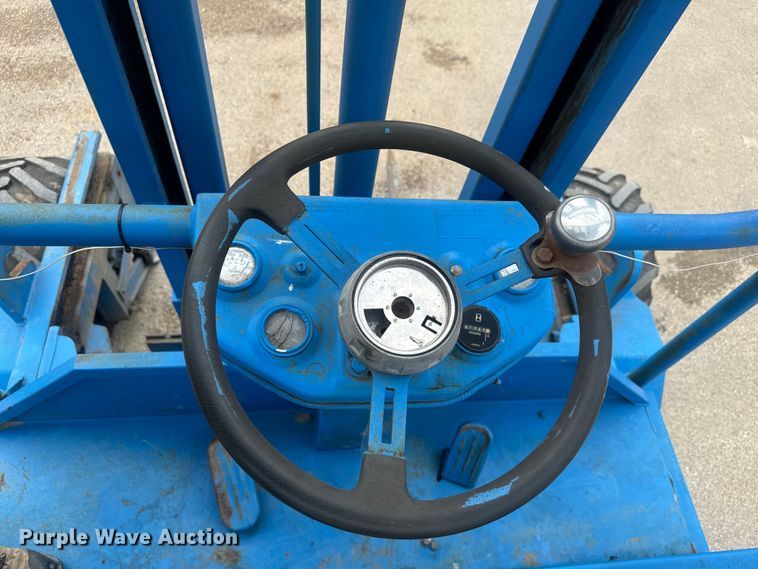 image for item DU3001 1999 Chrisman RT5000 Navigator forklift