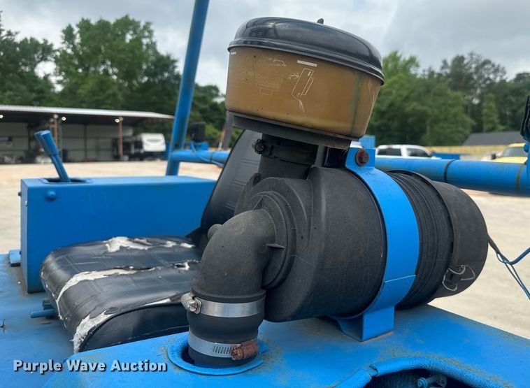 image for item DU3001 1999 Chrisman RT5000 Navigator forklift