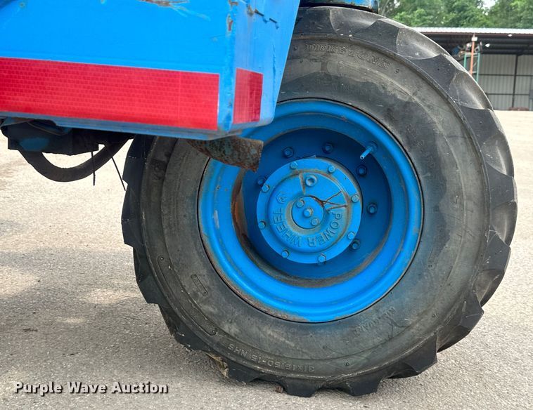 image for item DU3001 1999 Chrisman RT5000 Navigator forklift