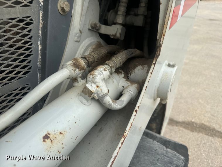 image for item DU3002 2018 Takeuchi TL8 tracked skid steer loader