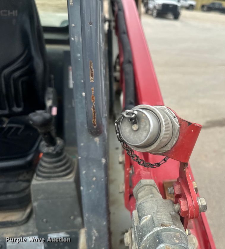 image for item DU3002 2018 Takeuchi TL8 tracked skid steer loader