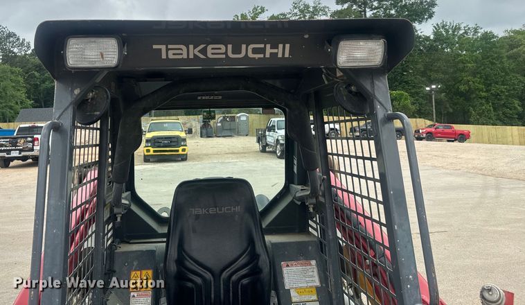 image for item DU3002 2018 Takeuchi TL8 tracked skid steer loader