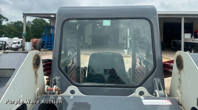 image for item DU3002 2018 Takeuchi TL8 tracked skid steer loader